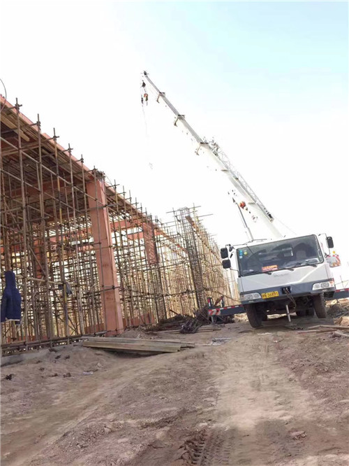 连云港市吊车作业的安全注意事项有哪些？